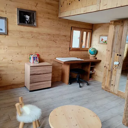 Chalet Spacieux & *