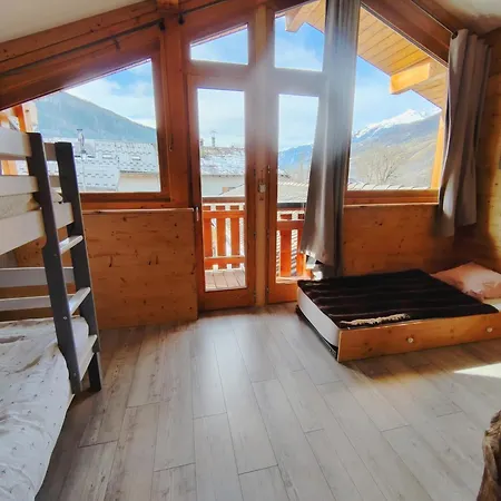 Chalet Spacieux & *